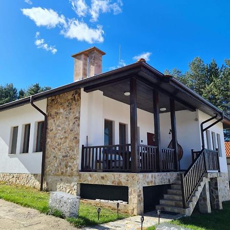 Вила Мариам Villa Mariam Batak Exterior foto