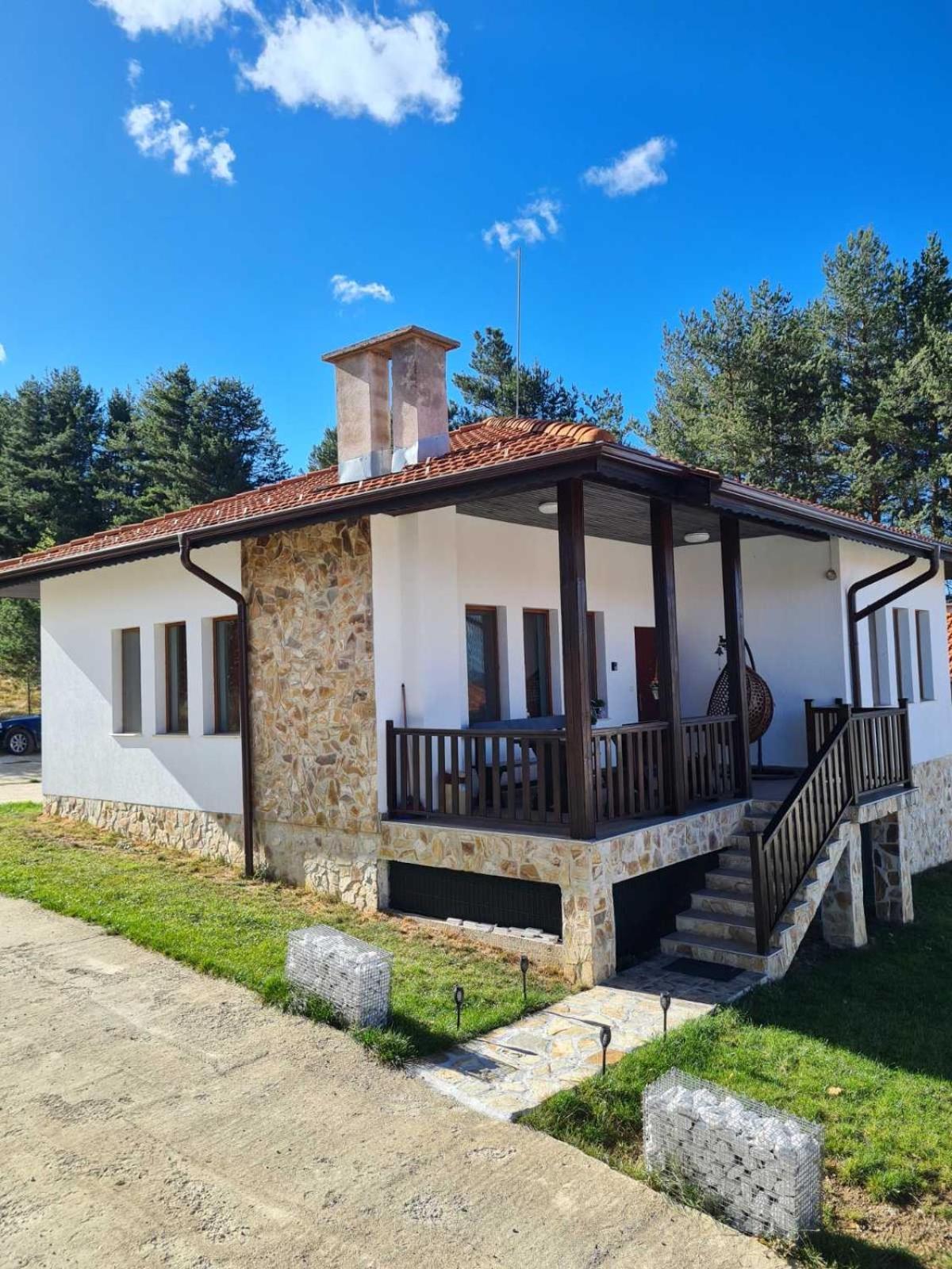 Вила Мариам Villa Mariam Batak Exterior foto